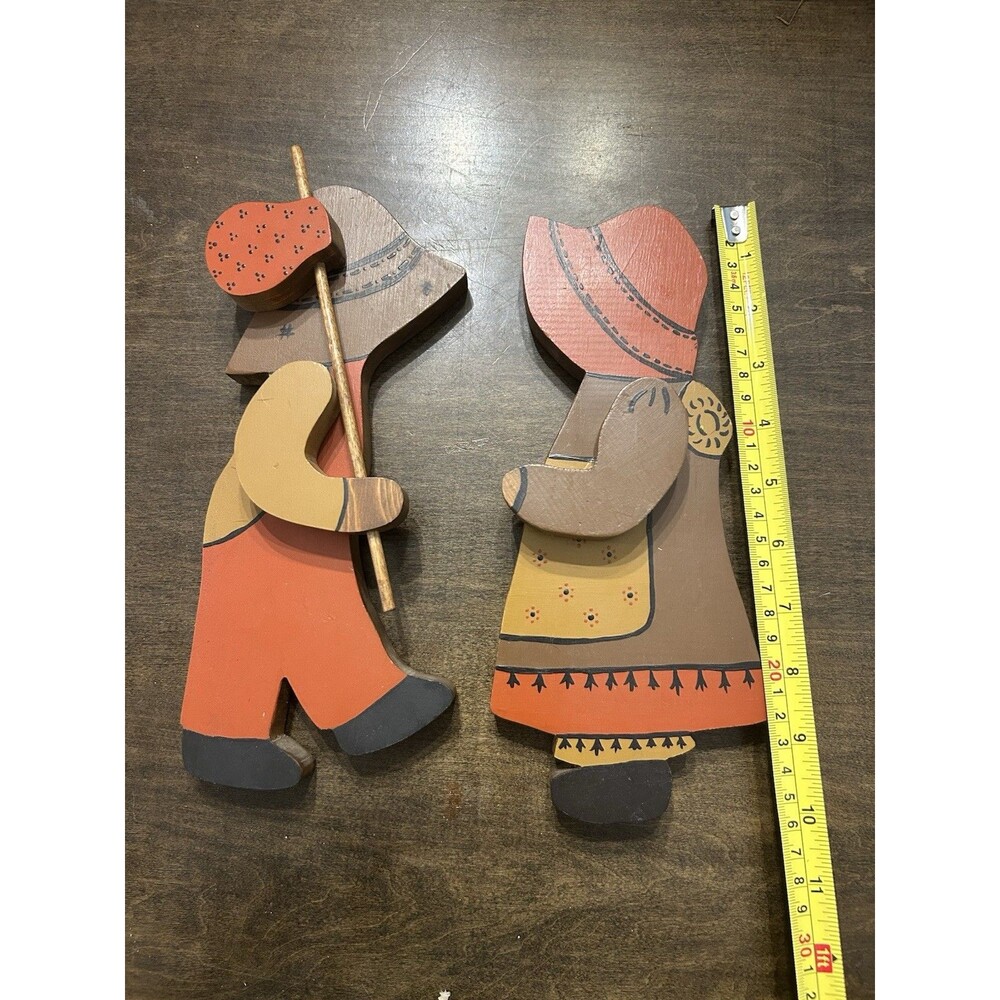 Handmade Painted Wood Couple Wall Decor Fishing Dutch Folk Art Cottage Primitive